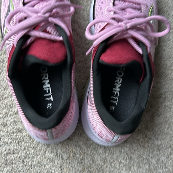 SAUCONY | size 10 sneakers - Picture 4 of 15